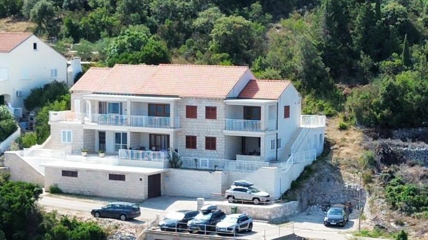 Apartments Aferdita Racisce Ngoại thất bức ảnh